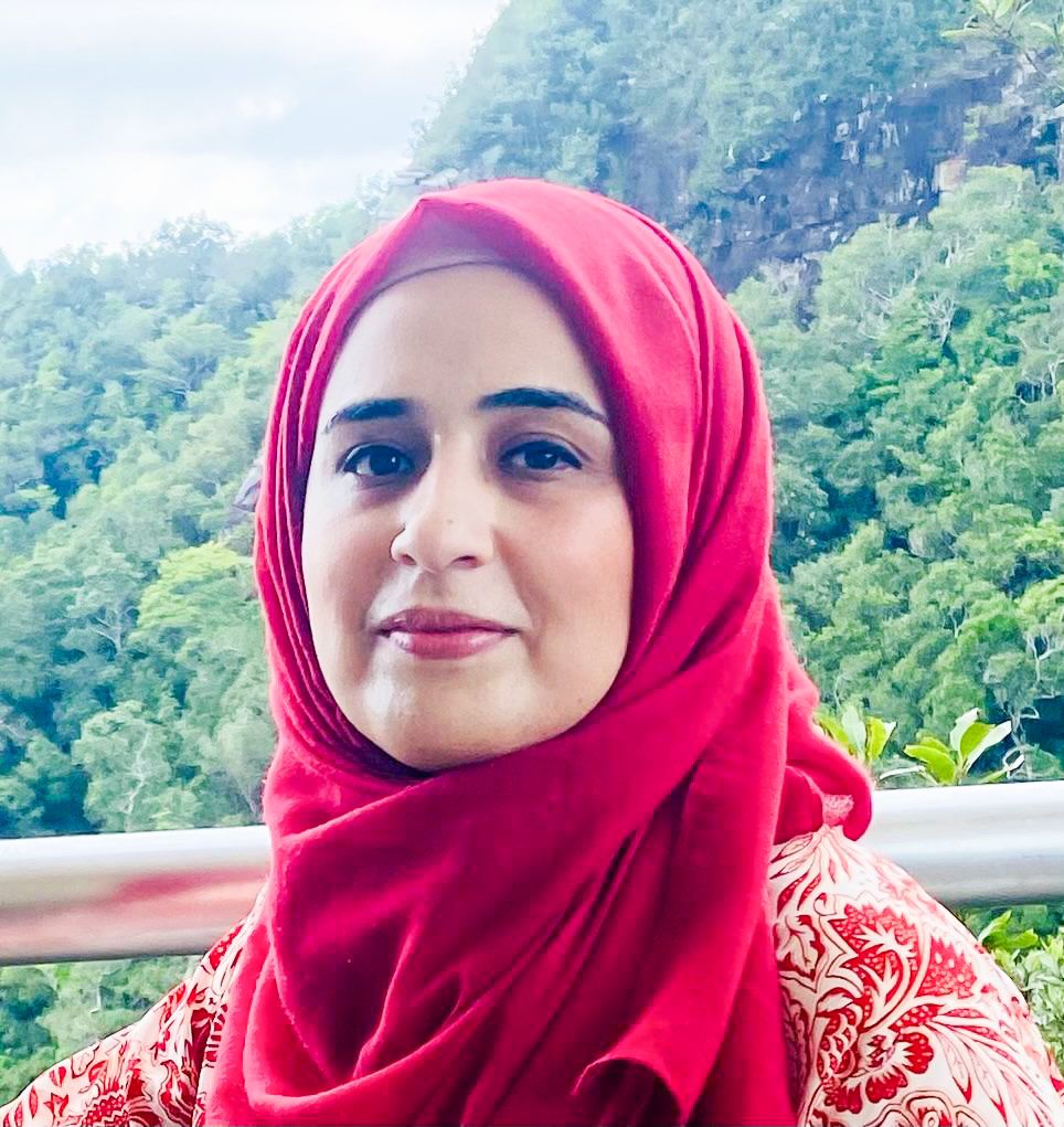 Dr Hajira Ilyas (Pak)